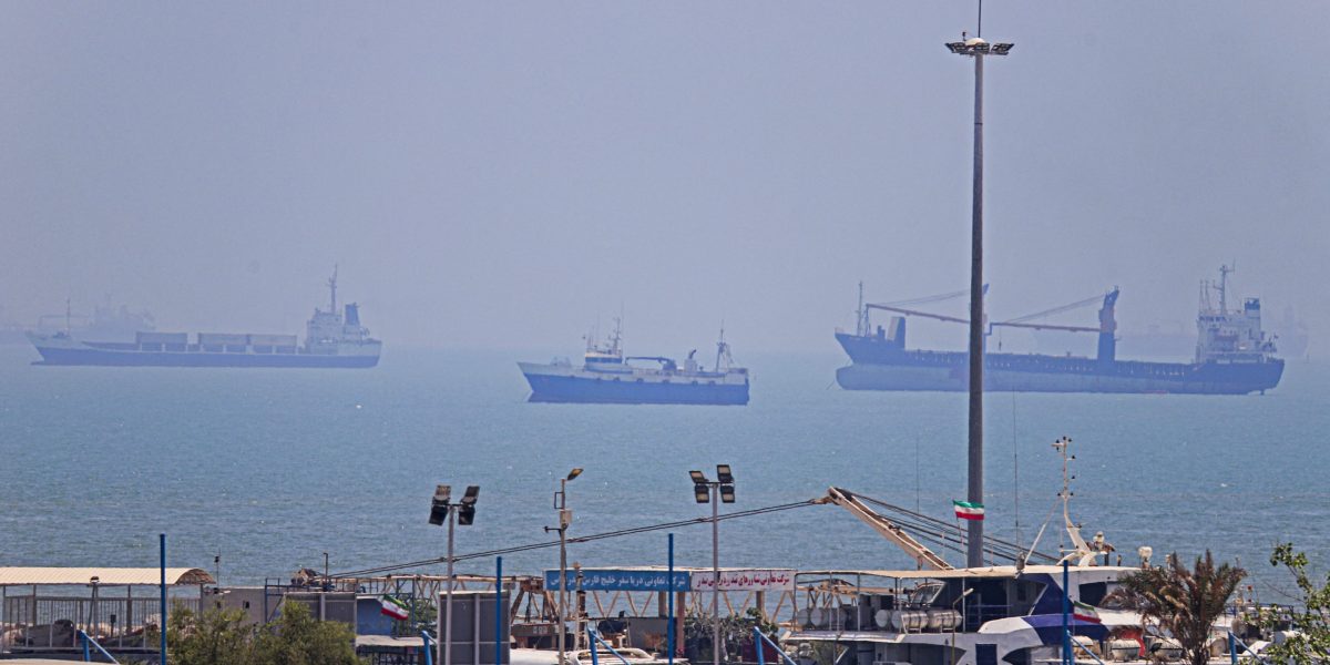 Tankers resume Oman-side Hormuz crossings after unexplained turnbacks