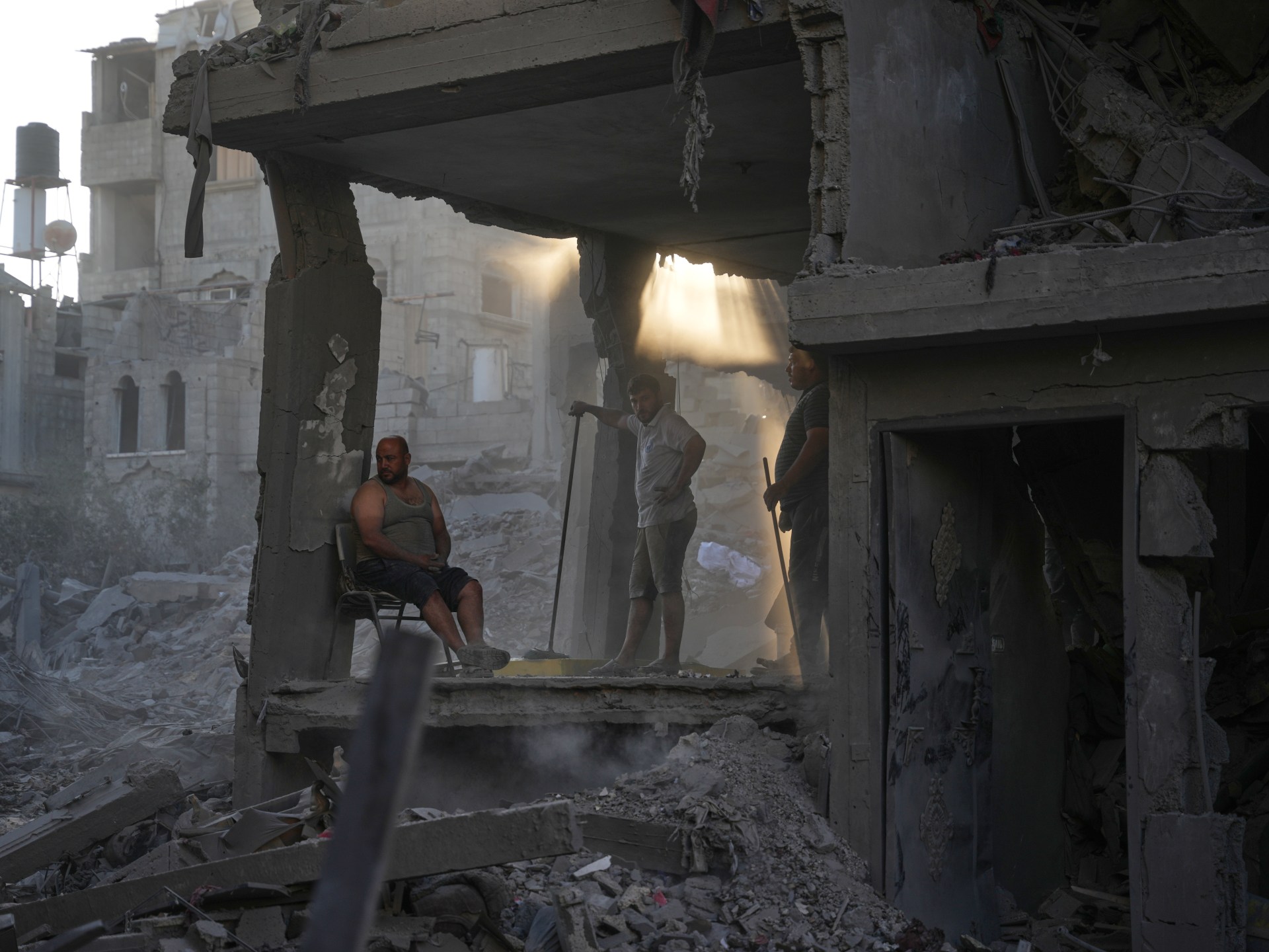 Gaza death toll since ceasefire reaches 983 after camp strike