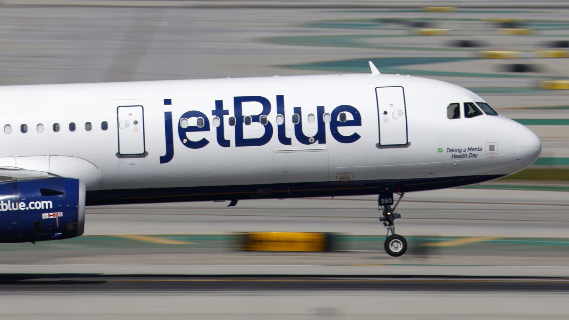JetBlue puts BlueFirst first-class seats on sale for select flights
