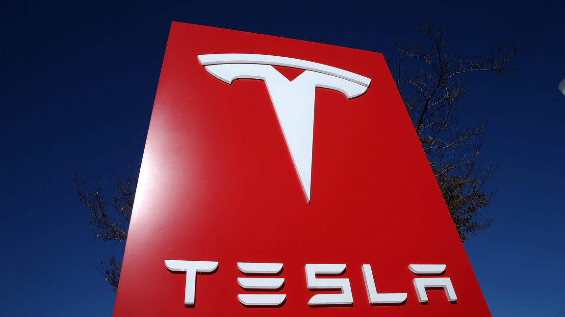Tesla deliveries jump 25% as Model 3 and Y lead second quarter
