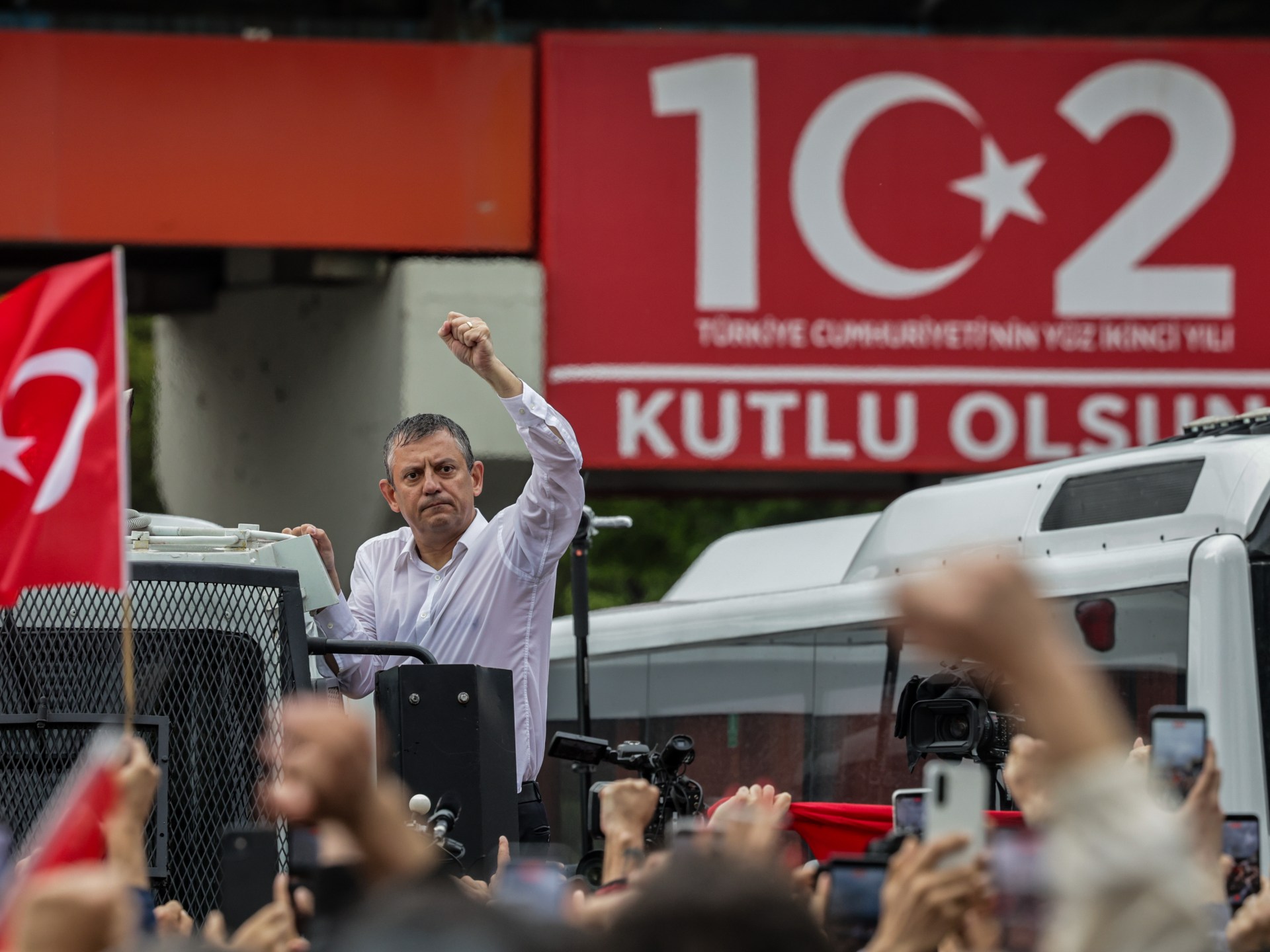 Ozgur Ozel says he will form new Turkish opposition party