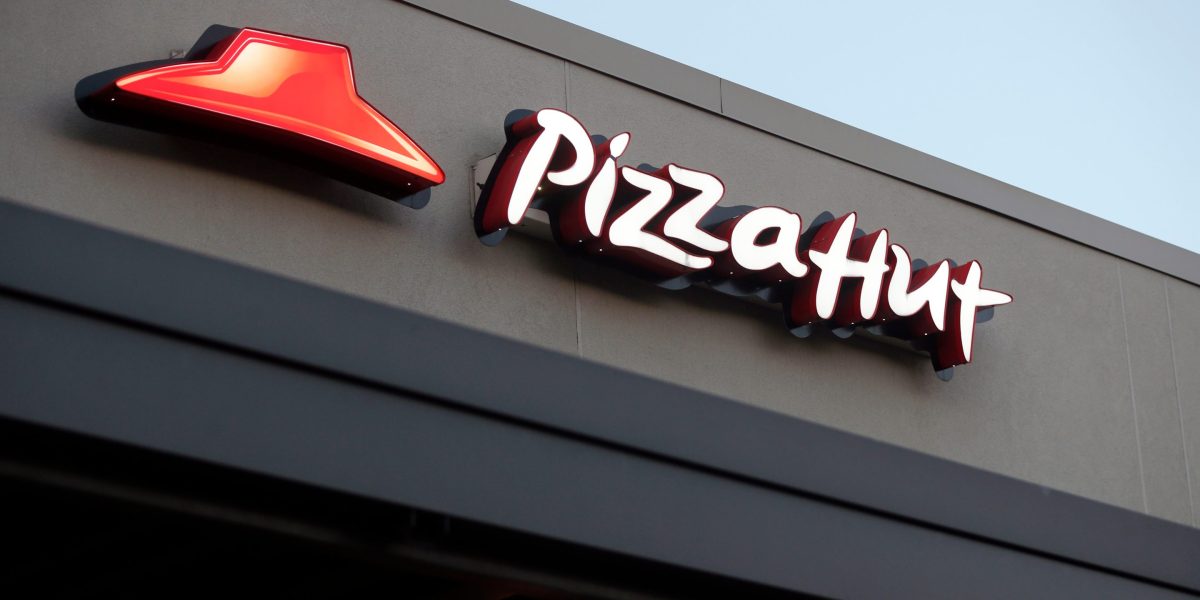 Yum Brands agrees to sell Pizza Hut in $2.7 billion split deal