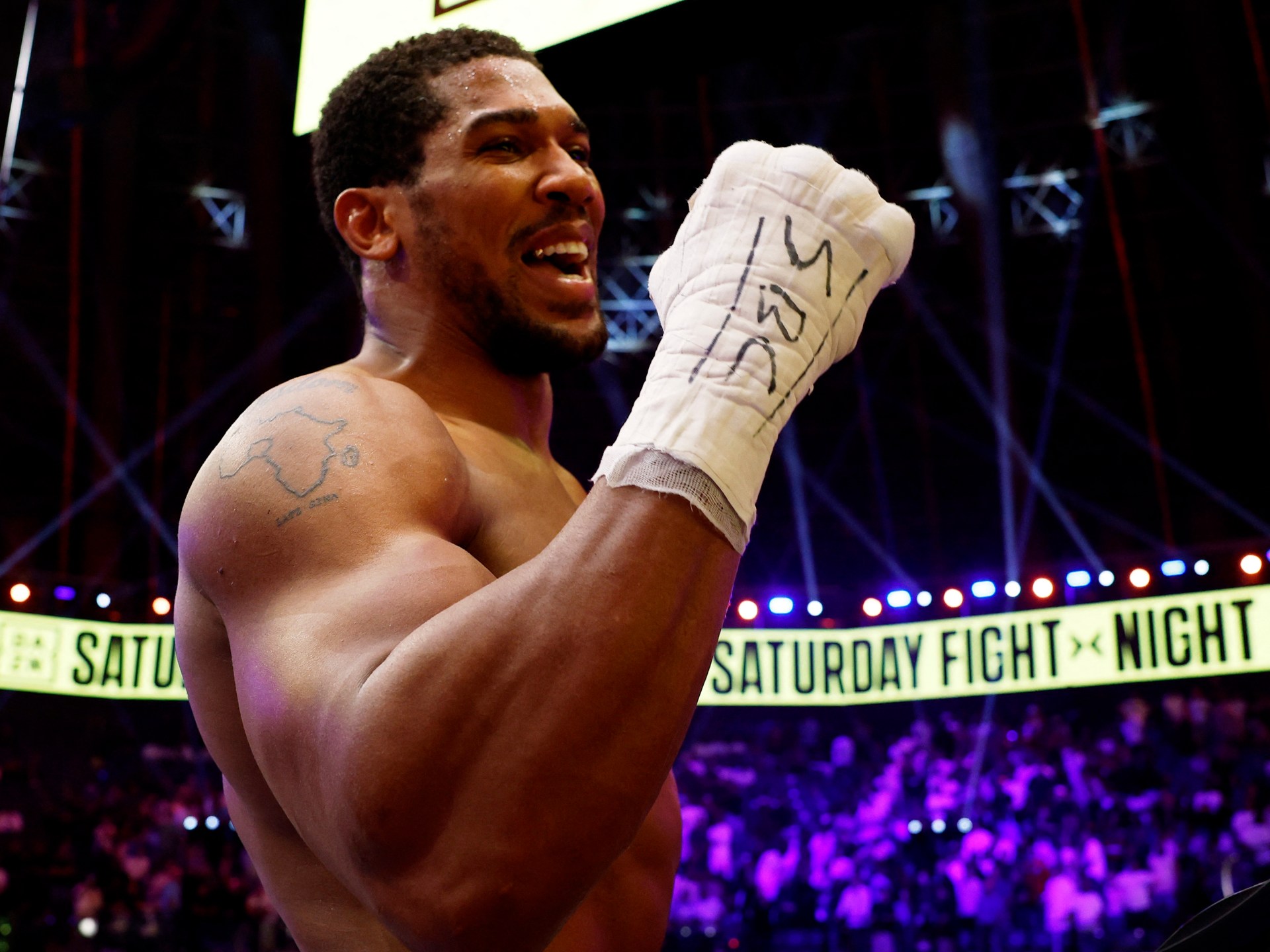 Joshua Prenga knockout keeps Fury fight in play after two knockdowns