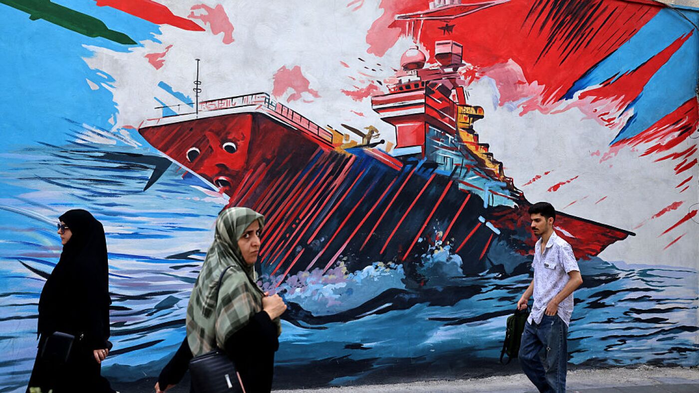 U.S.-Iran fighting widens as shipping routes face new threats