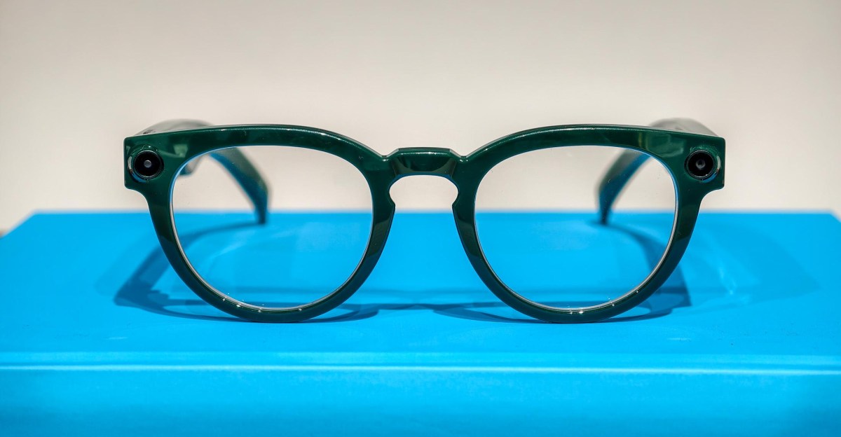 Samsung shows smart glasses made with Google and eyewear brands