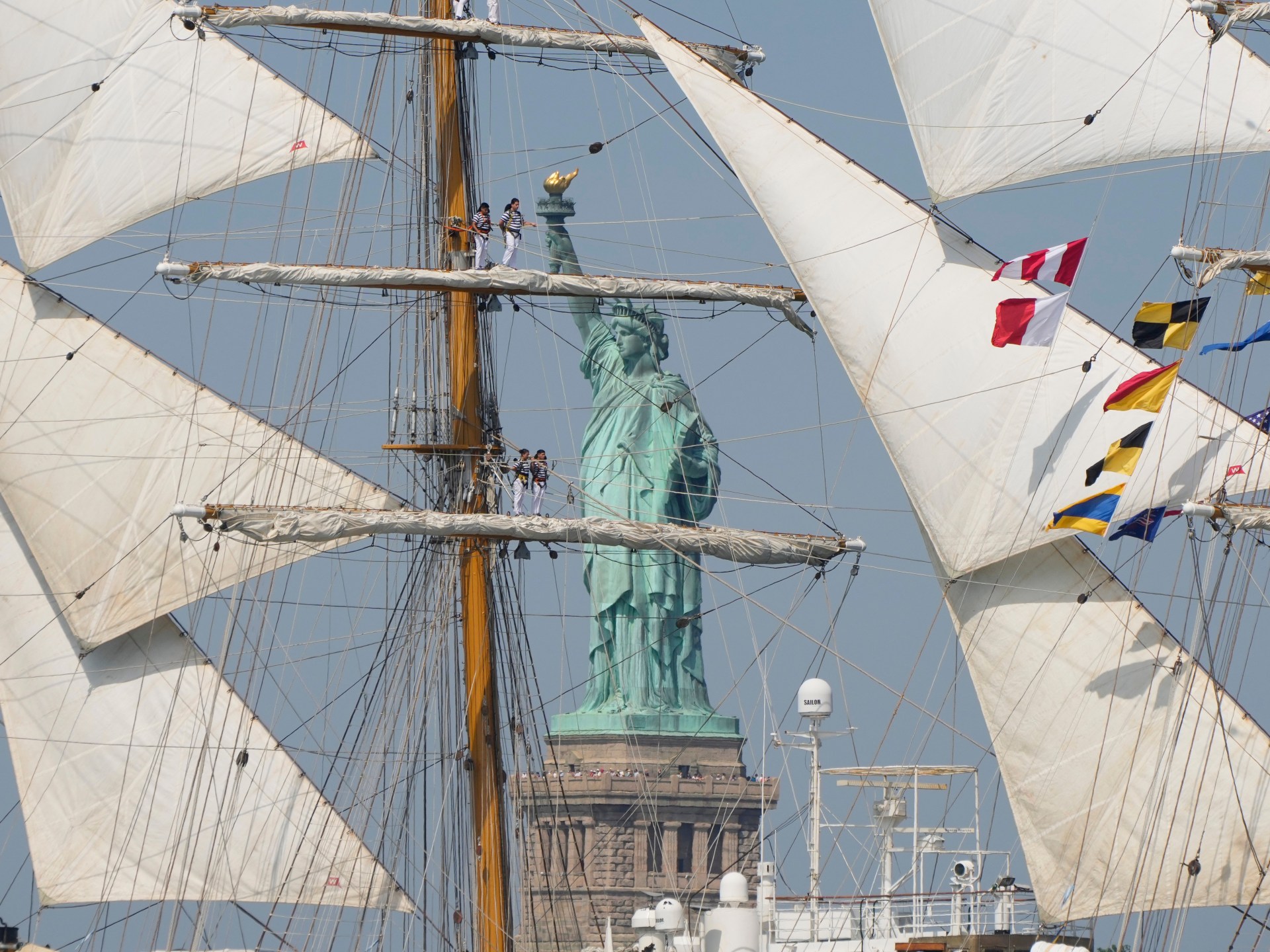 US marks 250th Independence Day amid partisan fight over celebrations