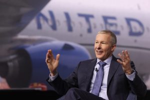 United plans Economy Plus row with no middle passenger