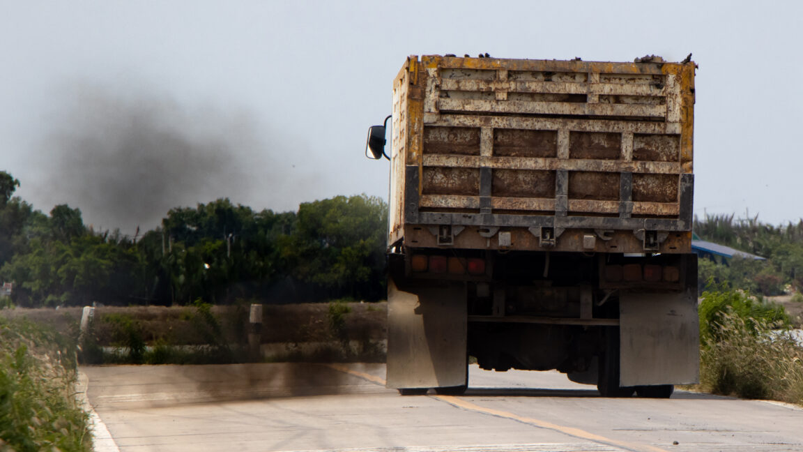EV shift could prevent 108,400 US pollution deaths, report says