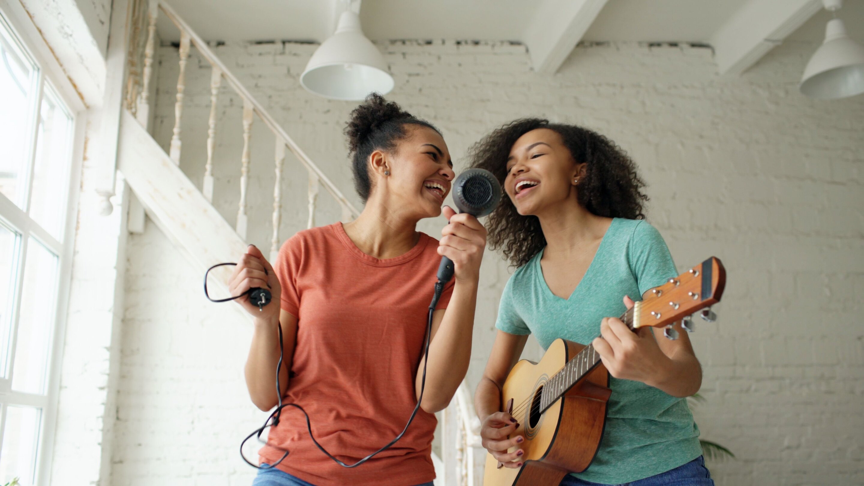 Singing health benefits include lower stress and stronger social ties
