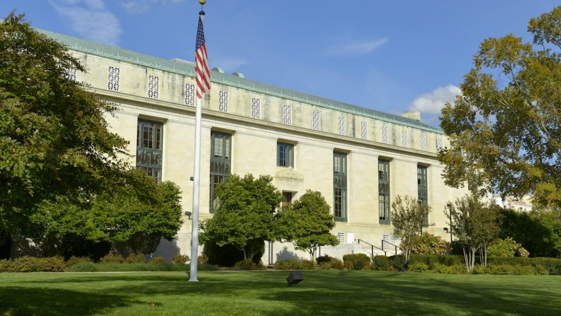 Climate liability fights put National Academies in political crosshairs