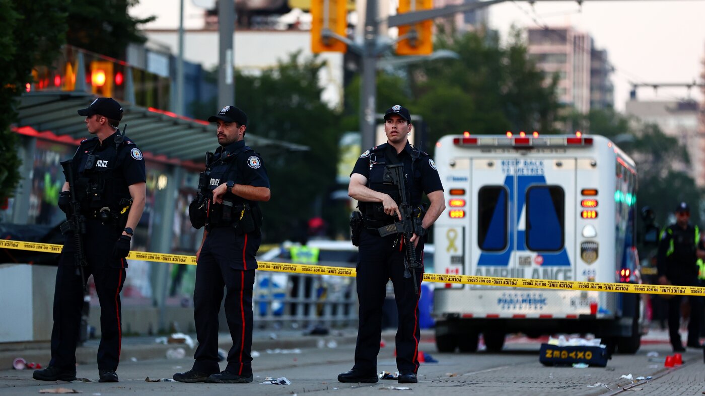 Two killed in shooting at Toronto Latin culture festival