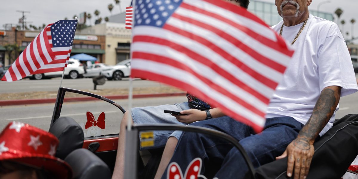 Heat wave to grip central and eastern U.S. through July Fourth