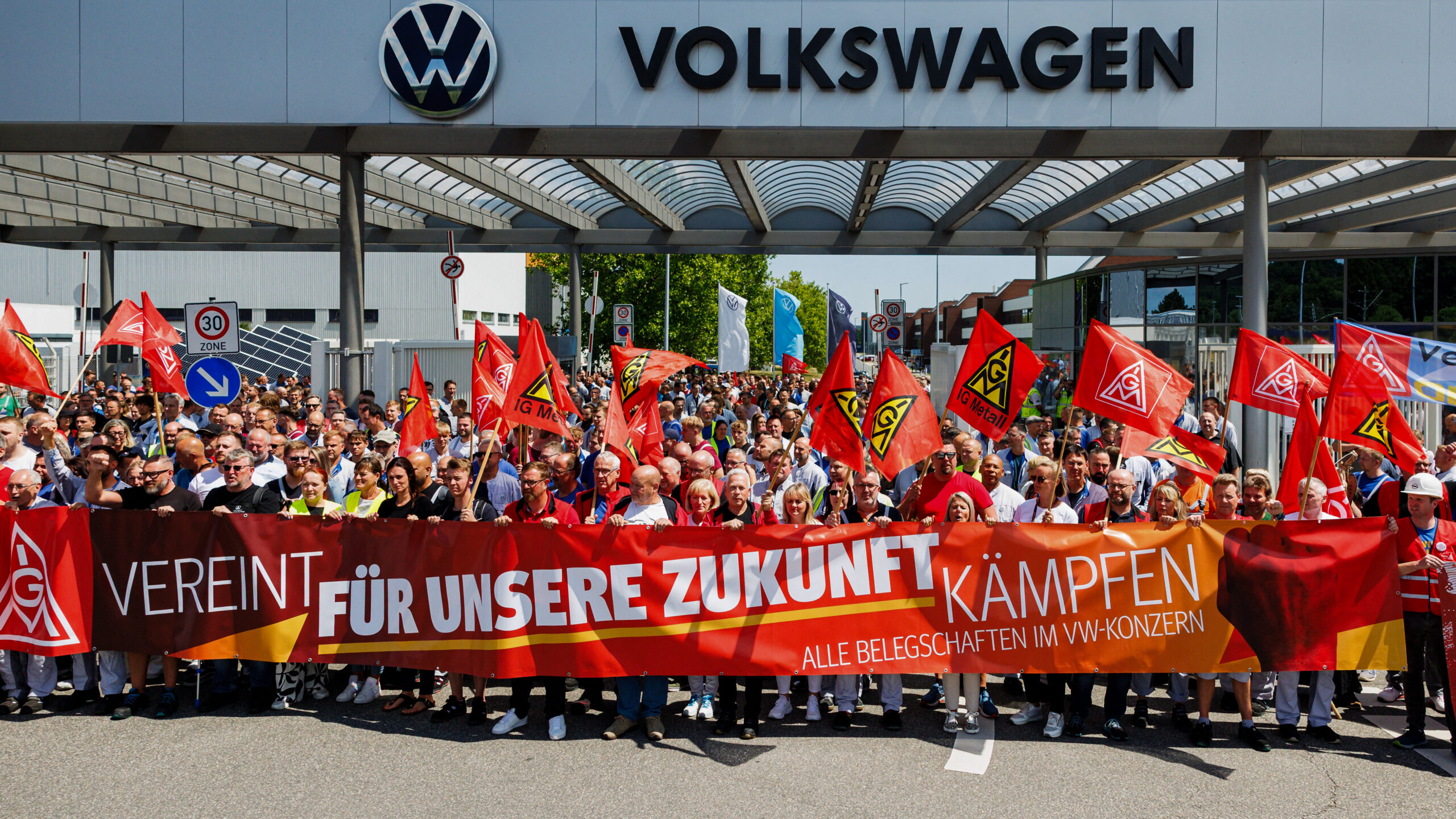 Volkswagen restructuring plan rejected amid labor pressure