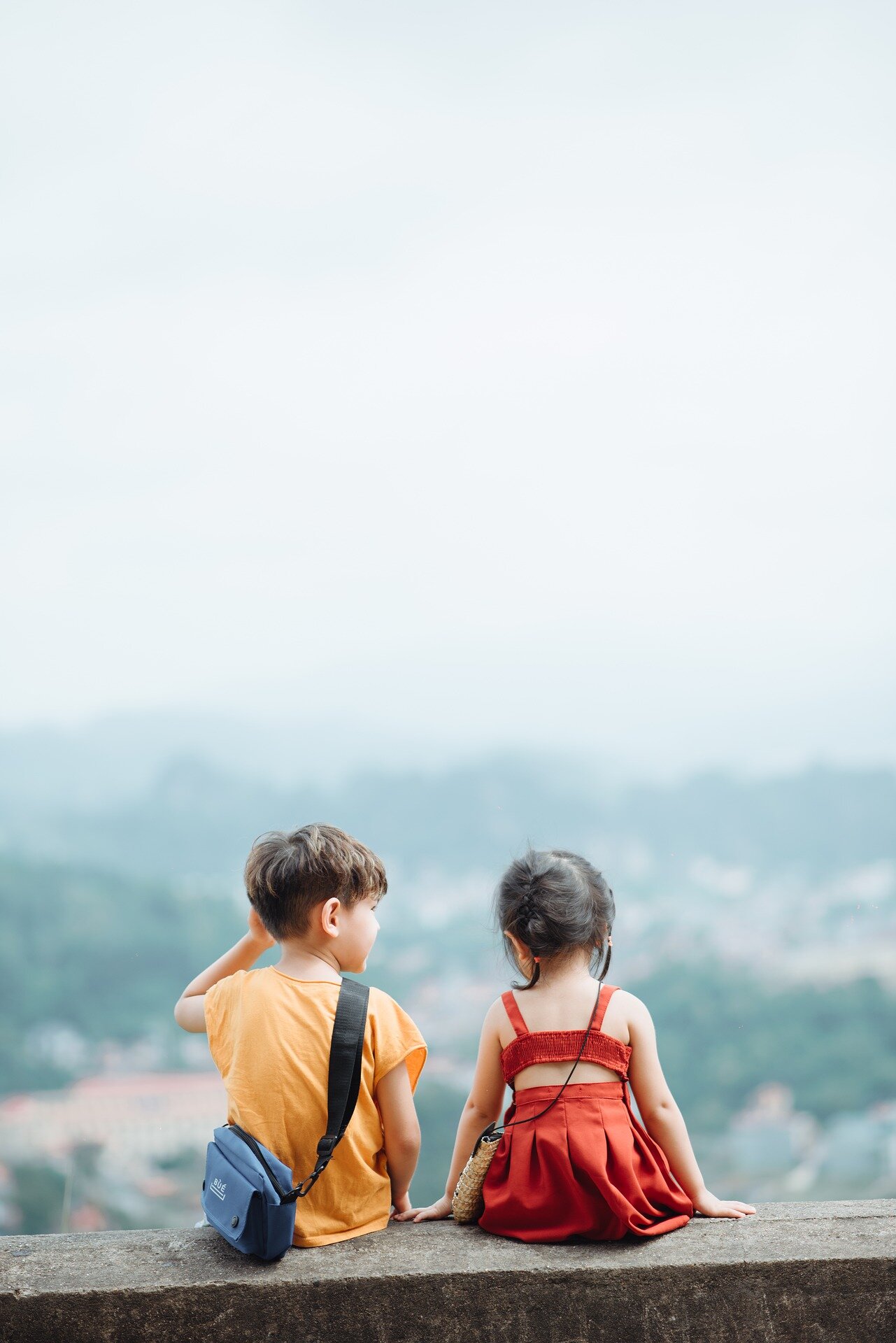 Child safety advice shifts focus from devices to daily habits
